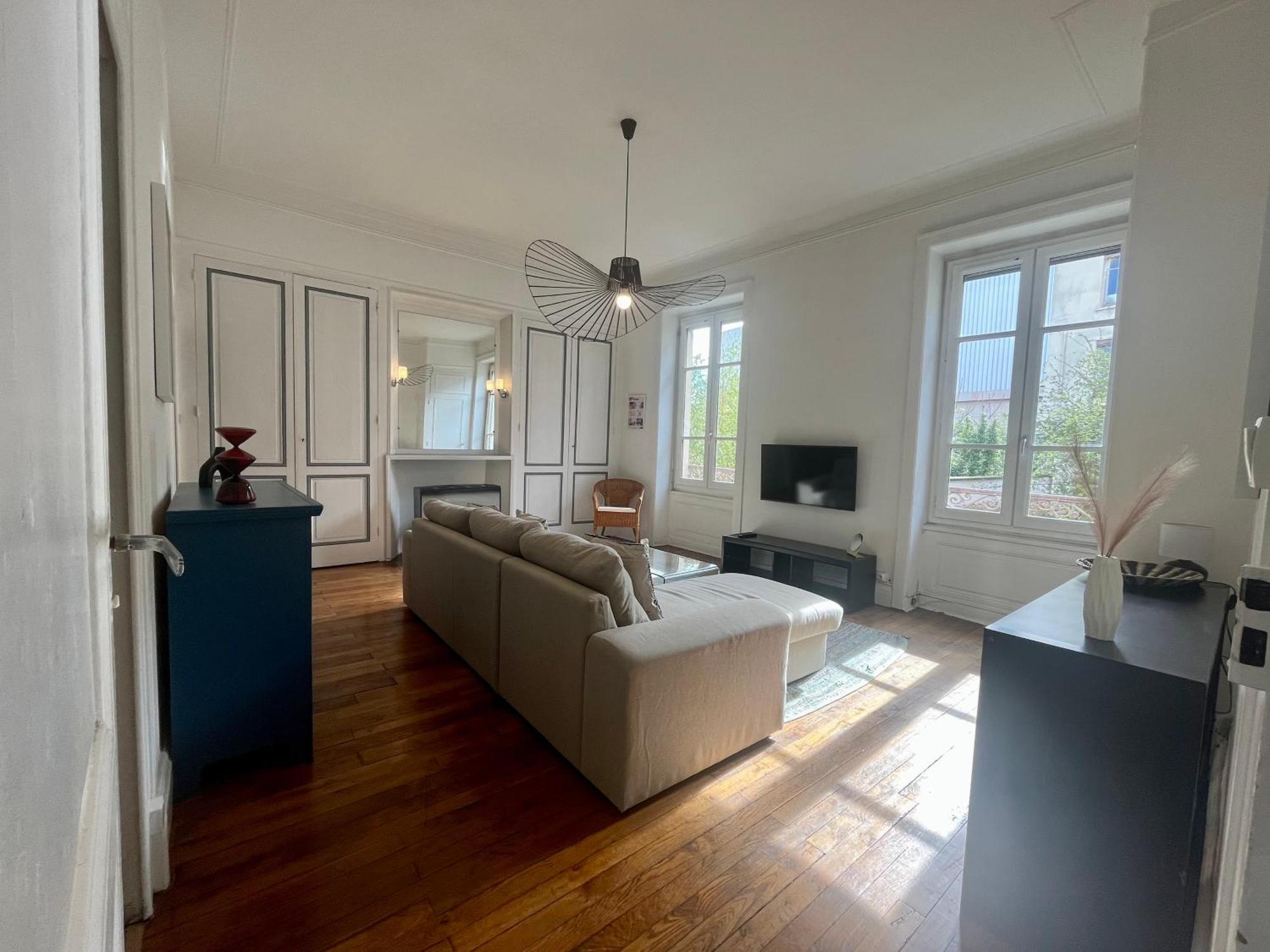 Suite Lavani Lyon Exterior foto