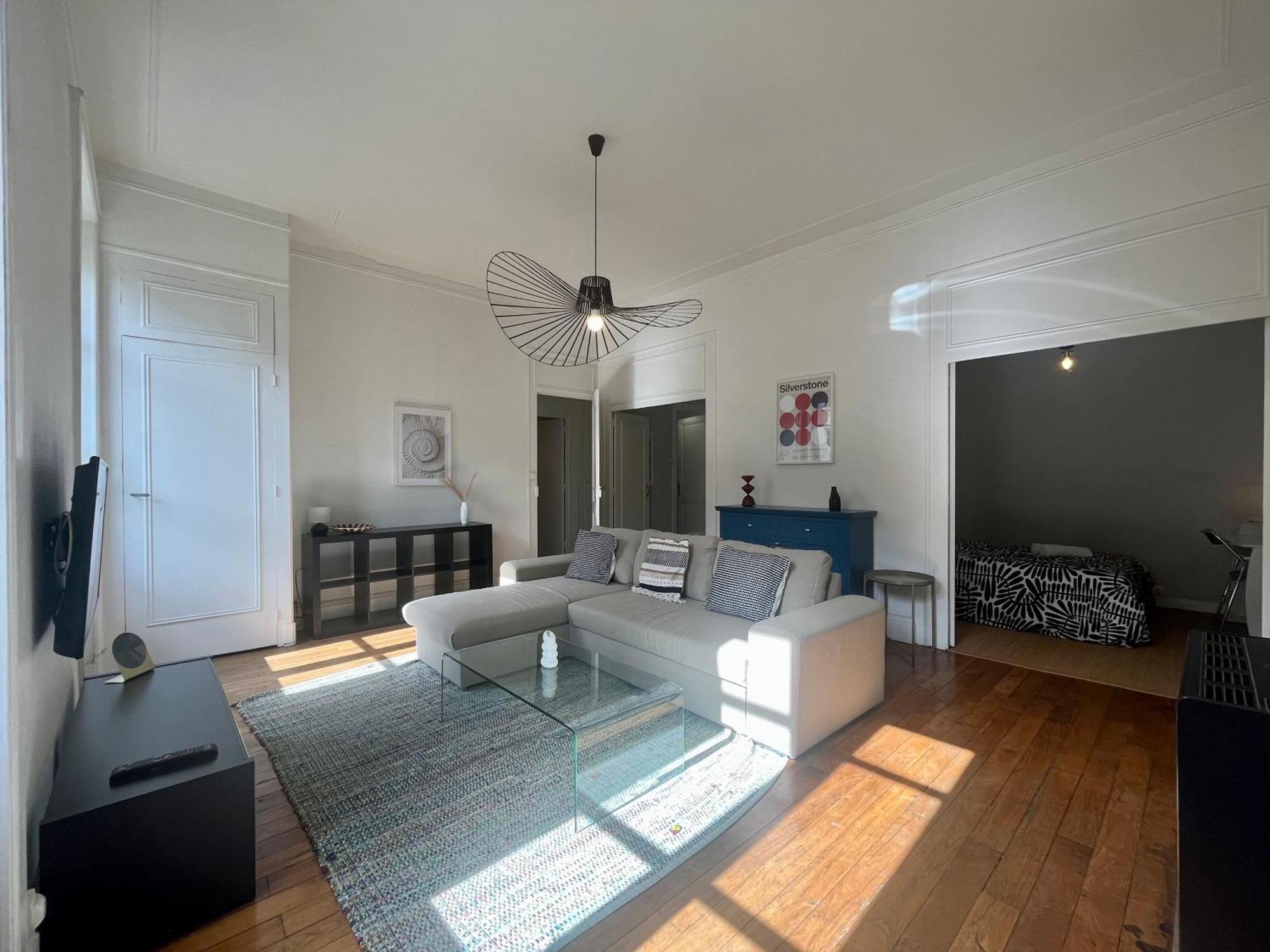 Suite Lavani Lyon Exterior foto